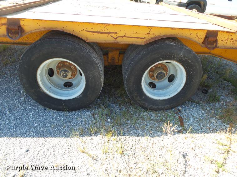 image for item DB7404 1986 Holden ID02020 equipment trailer