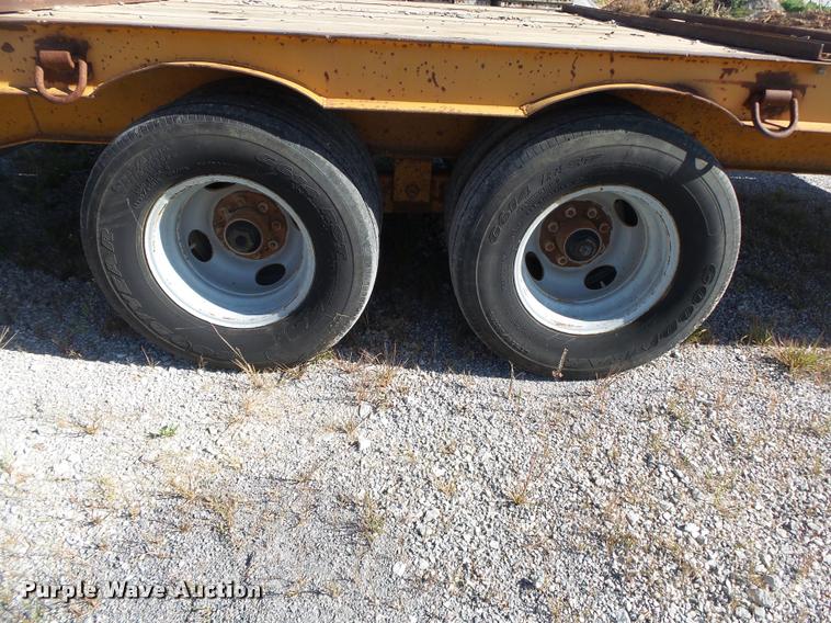 image for item DB7404 1986 Holden ID02020 equipment trailer