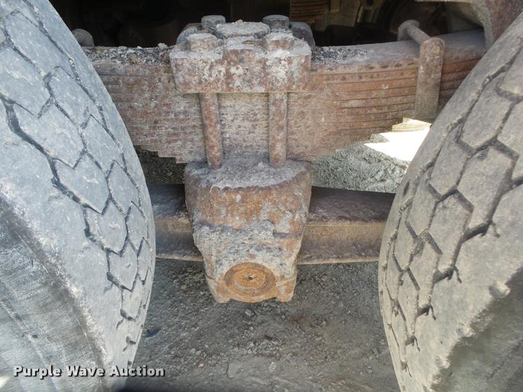 image for item DB7406 1998 Ford LT9501 Louisville 101 dump truck