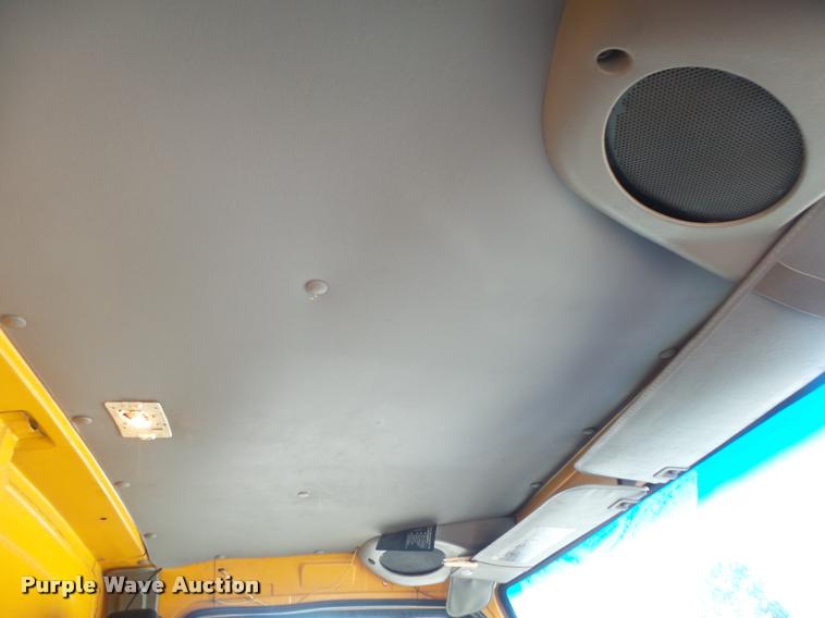 image for item DB7406 1998 Ford LT9501 Louisville 101 dump truck