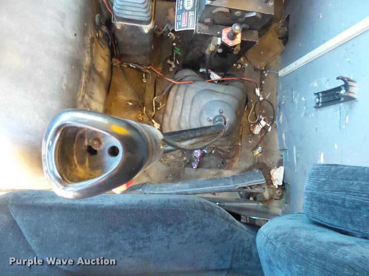 image for item DB7406 1998 Ford LT9501 Louisville 101 dump truck