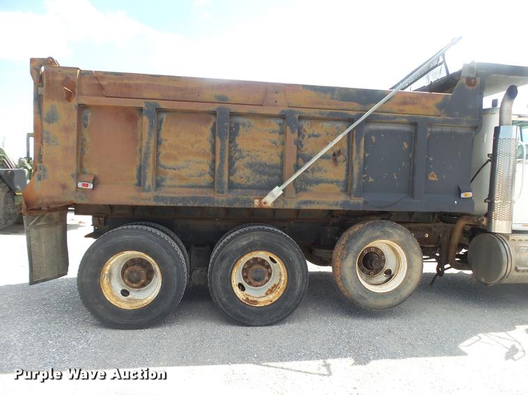 image for item DB7415 2001 Mack RD688S dump truck