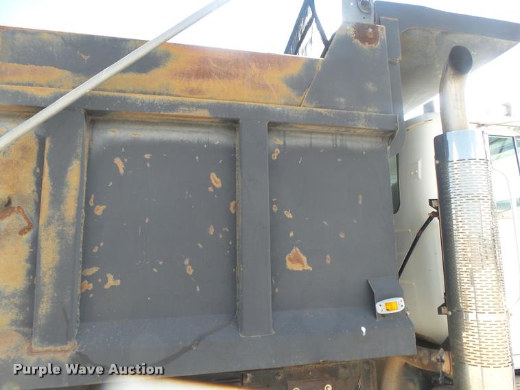 image for item DB7415 2001 Mack RD688S dump truck