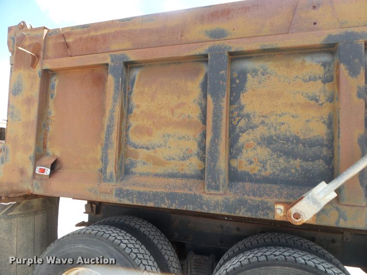 image for item DB7415 2001 Mack RD688S dump truck