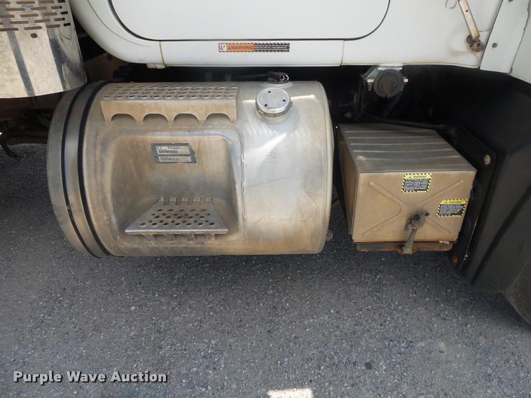 image for item DB7415 2001 Mack RD688S dump truck