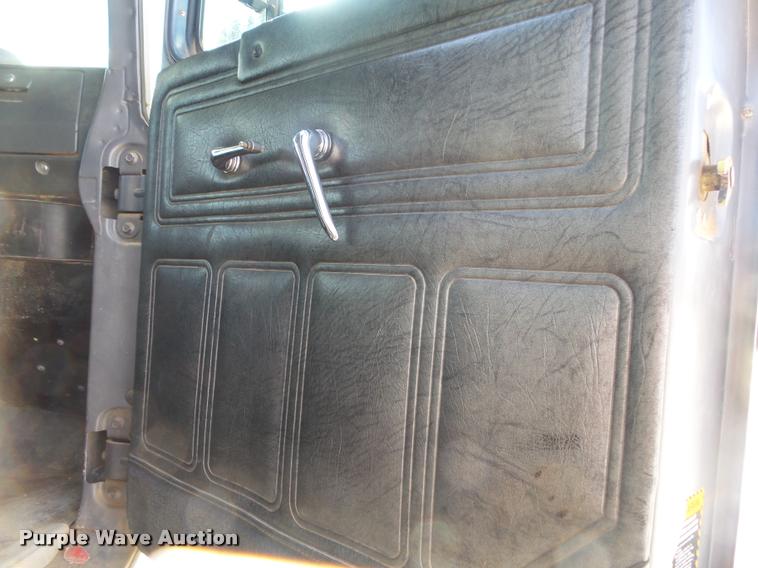 image for item DB7415 2001 Mack RD688S dump truck