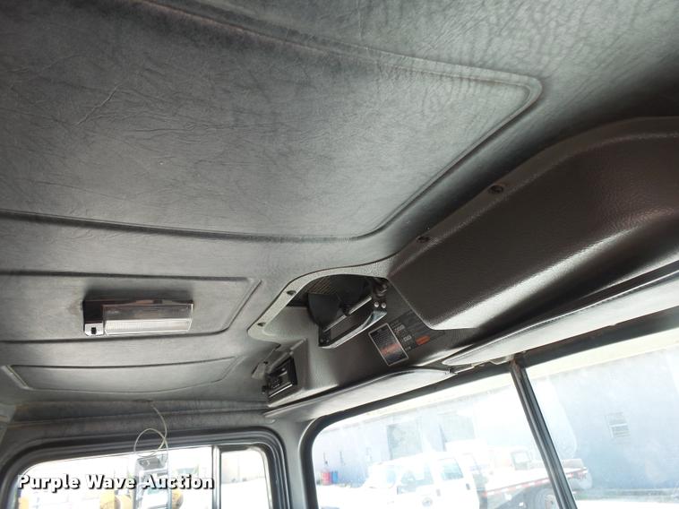 image for item DB7415 2001 Mack RD688S dump truck