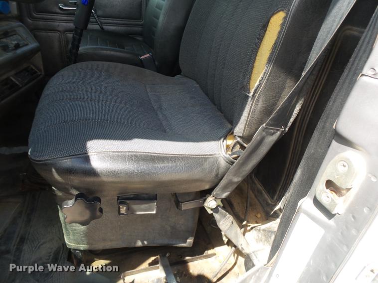 image for item DB7415 2001 Mack RD688S dump truck