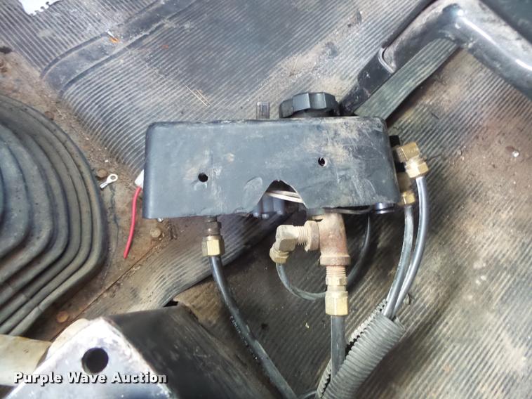 image for item DB7415 2001 Mack RD688S dump truck