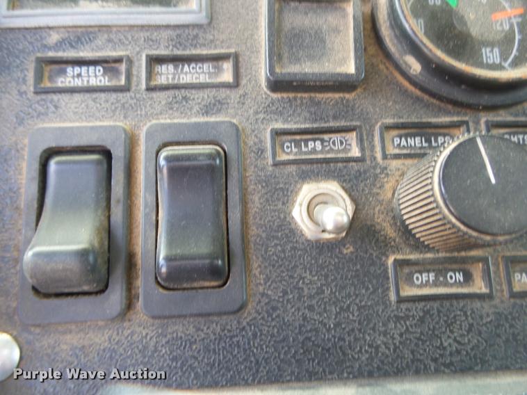 image for item DB7415 2001 Mack RD688S dump truck