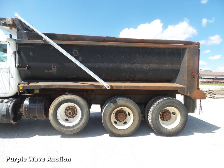 image for item DB7416 2003 Mack RD688S dump truck