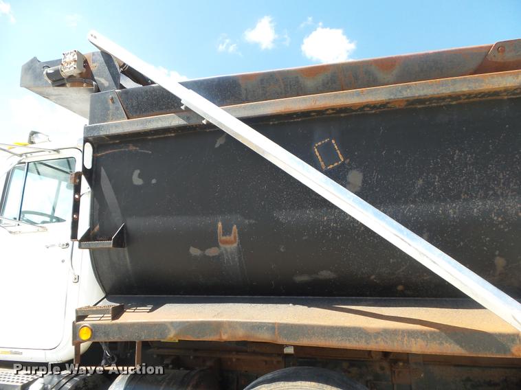 image for item DB7416 2003 Mack RD688S dump truck