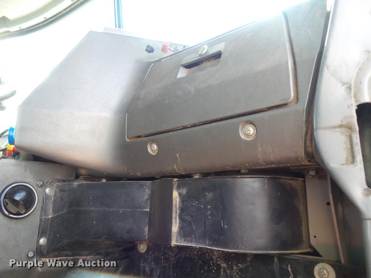 image for item DB7416 2003 Mack RD688S dump truck