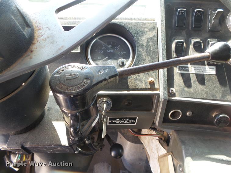 image for item DB7416 2003 Mack RD688S dump truck