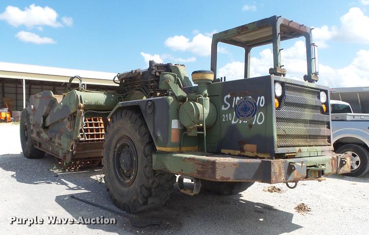 image for item DB7417 1982 Caterpillar 613B grid roller scraper