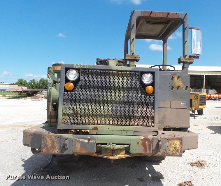 image for item DB7417 1982 Caterpillar 613B grid roller scraper