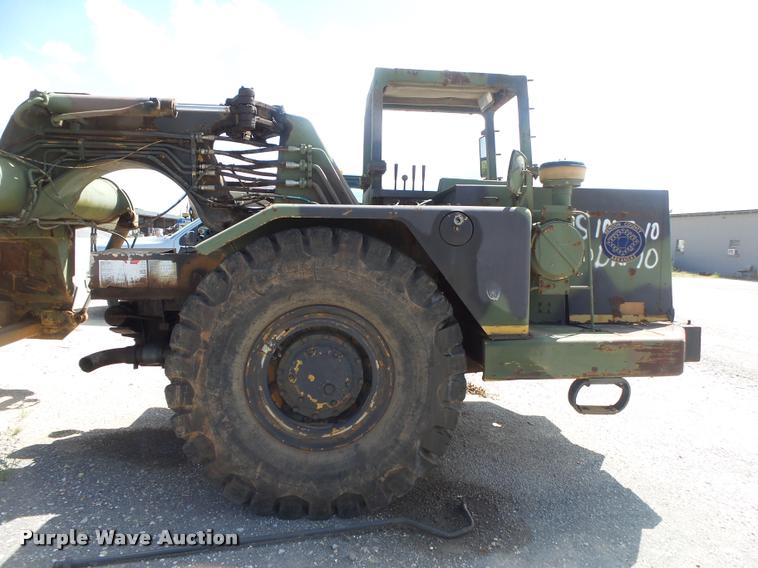 image for item DB7417 1982 Caterpillar 613B grid roller scraper