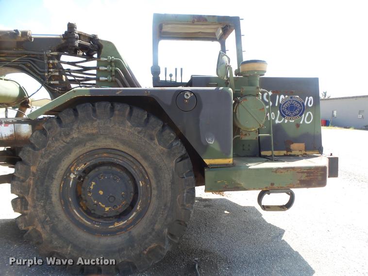 image for item DB7417 1982 Caterpillar 613B grid roller scraper