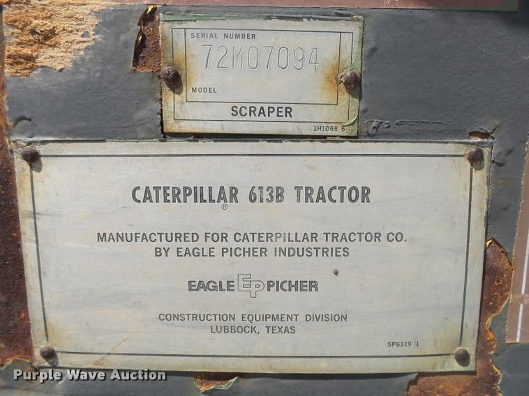 image for item DB7417 1982 Caterpillar 613B grid roller scraper