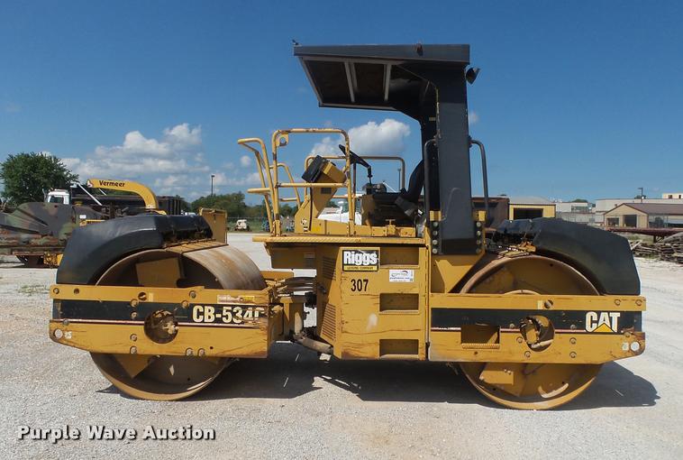 image for item DB7418 1999 Caterpillar CB-534C double drum vibratory roller