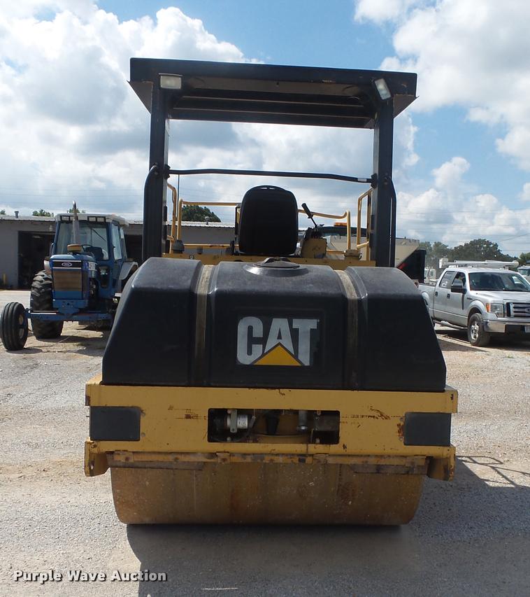 image for item DB7418 1999 Caterpillar CB-534C double drum vibratory roller