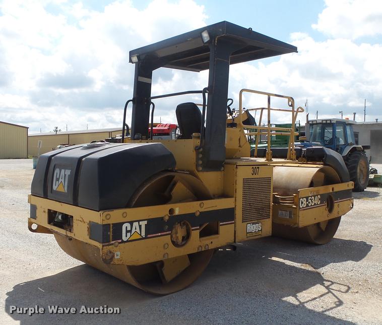 image for item DB7418 1999 Caterpillar CB-534C double drum vibratory roller