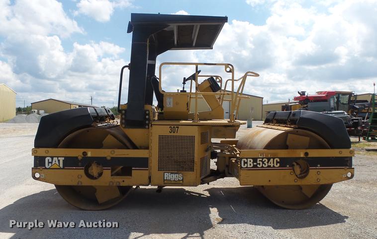 image for item DB7418 1999 Caterpillar CB-534C double drum vibratory roller