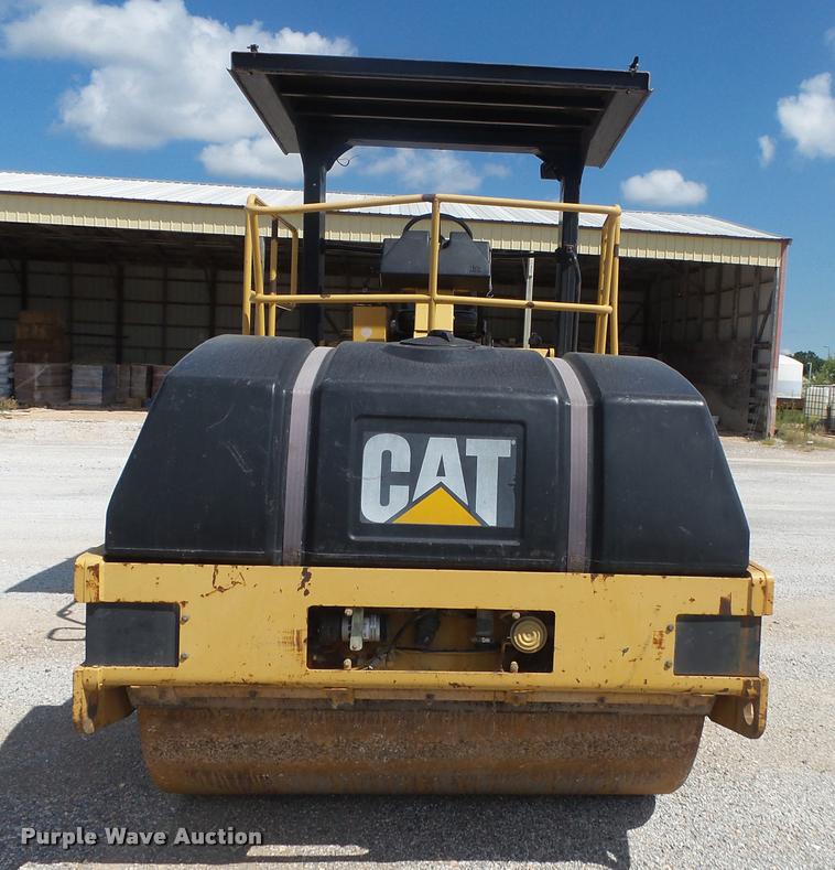 image for item DB7418 1999 Caterpillar CB-534C double drum vibratory roller