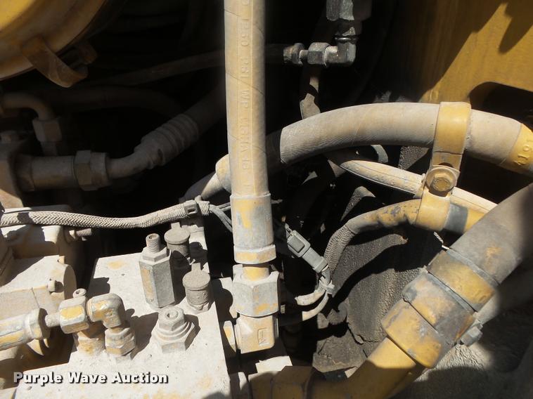 image for item DB7418 1999 Caterpillar CB-534C double drum vibratory roller