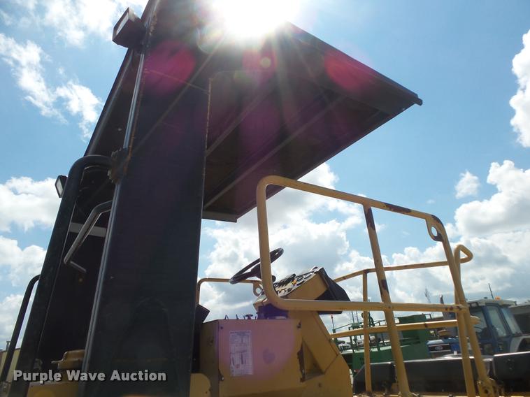 image for item DB7418 1999 Caterpillar CB-534C double drum vibratory roller