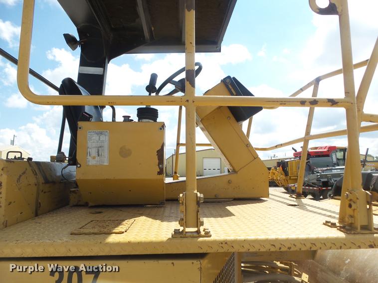 image for item DB7418 1999 Caterpillar CB-534C double drum vibratory roller