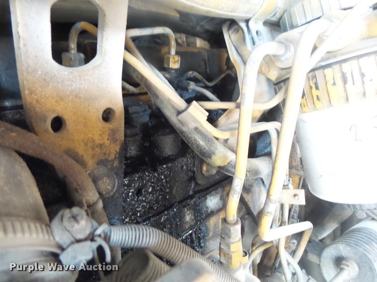 image for item DB7418 1999 Caterpillar CB-534C double drum vibratory roller