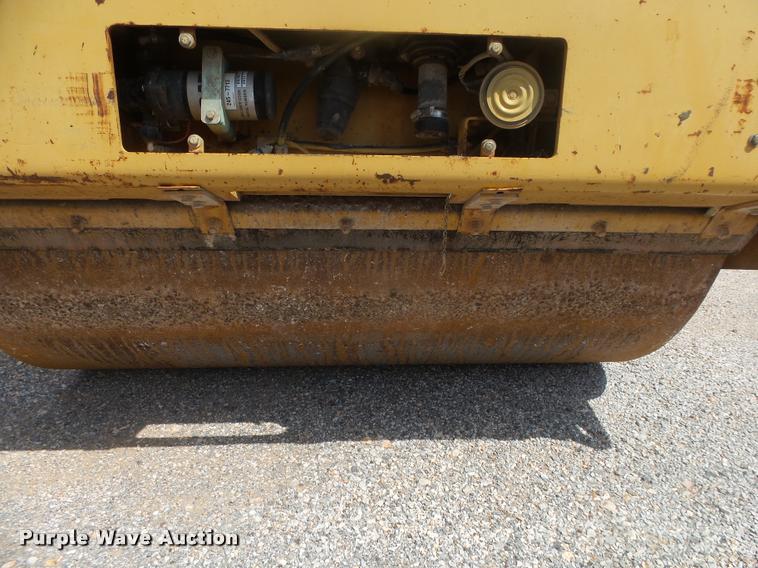 image for item DB7418 1999 Caterpillar CB-534C double drum vibratory roller