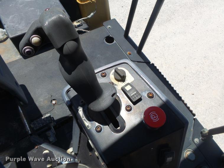 image for item DB7419 2003 Caterpillar CB-534D double drum vibratory roller