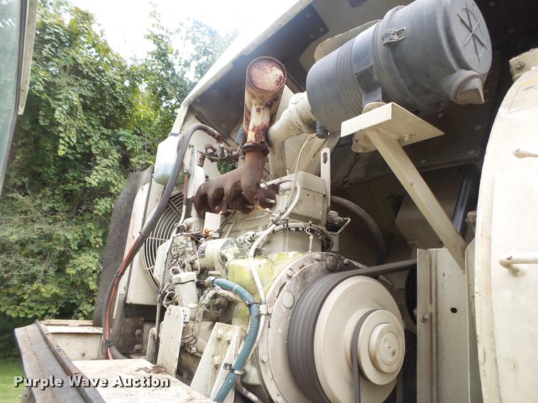 image for item DB7462 1990 Ford L7000 street sweeper truck