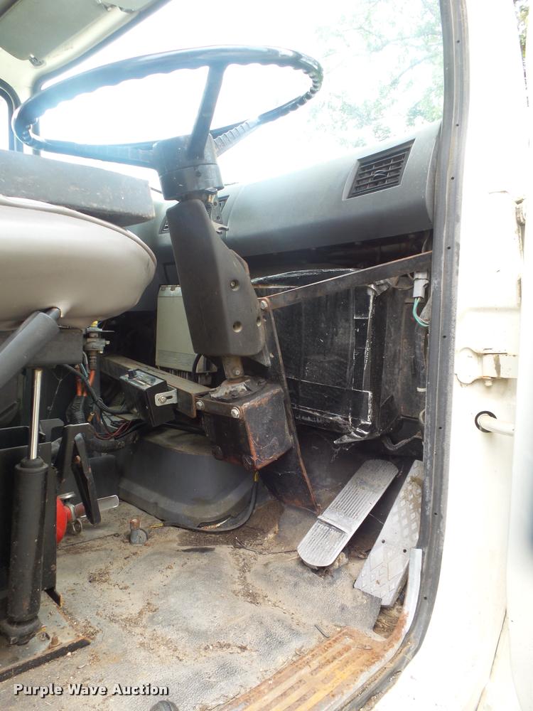 image for item DB7462 1990 Ford L7000 street sweeper truck