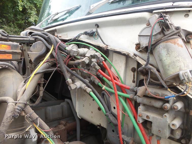 image for item DB7462 1990 Ford L7000 street sweeper truck