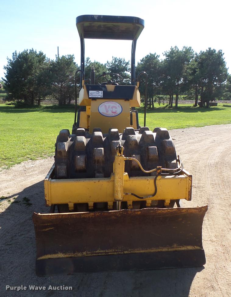 image for item DB8213 1999 Bomag BW142PDB-2 single drum compactor