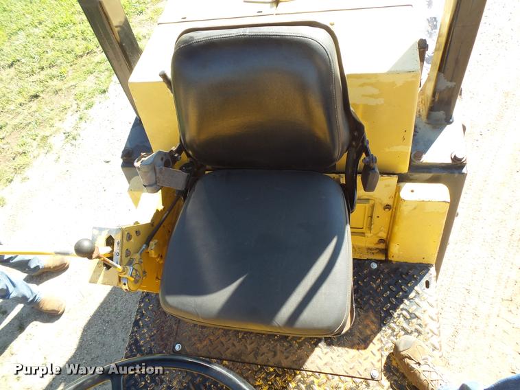 image for item DB8213 1999 Bomag BW142PDB-2 single drum compactor