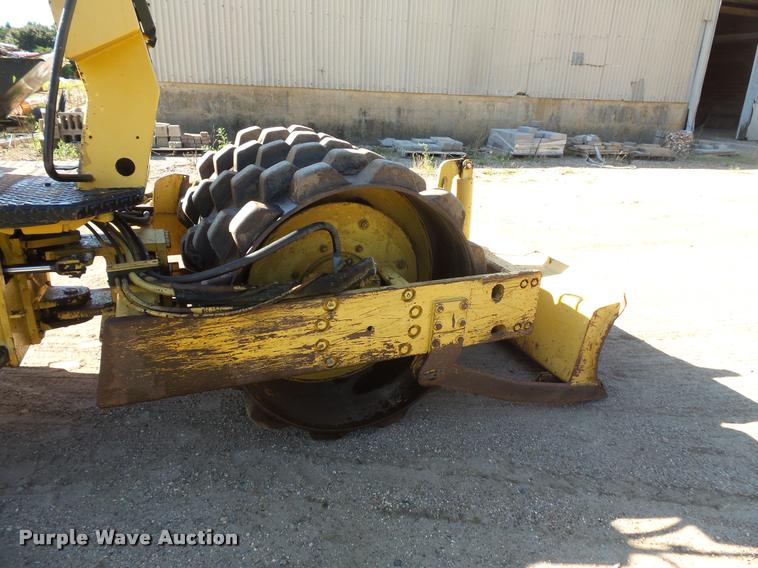 image for item DB8213 1999 Bomag BW142PDB-2 single drum compactor