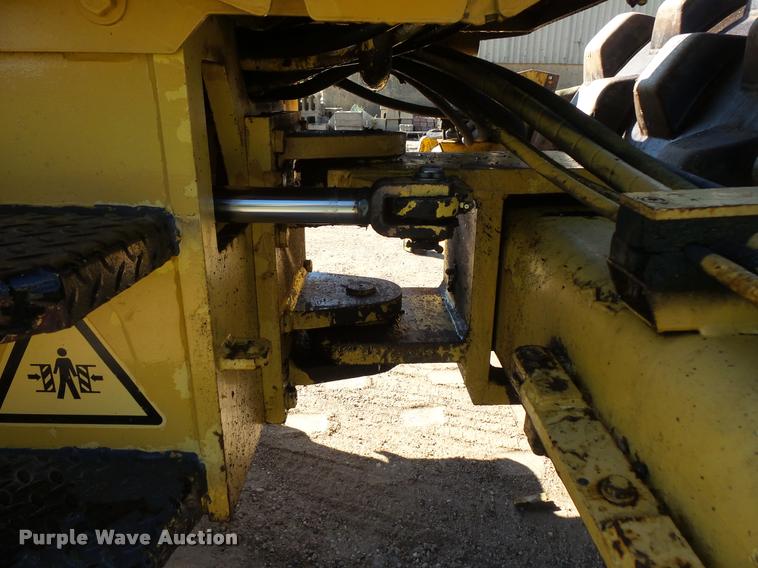 image for item DB8213 1999 Bomag BW142PDB-2 single drum compactor