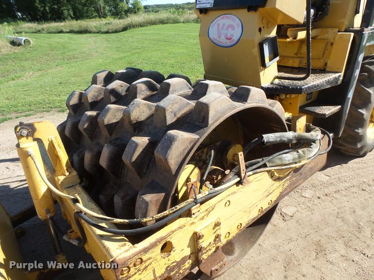 image for item DB8213 1999 Bomag BW142PDB-2 single drum compactor