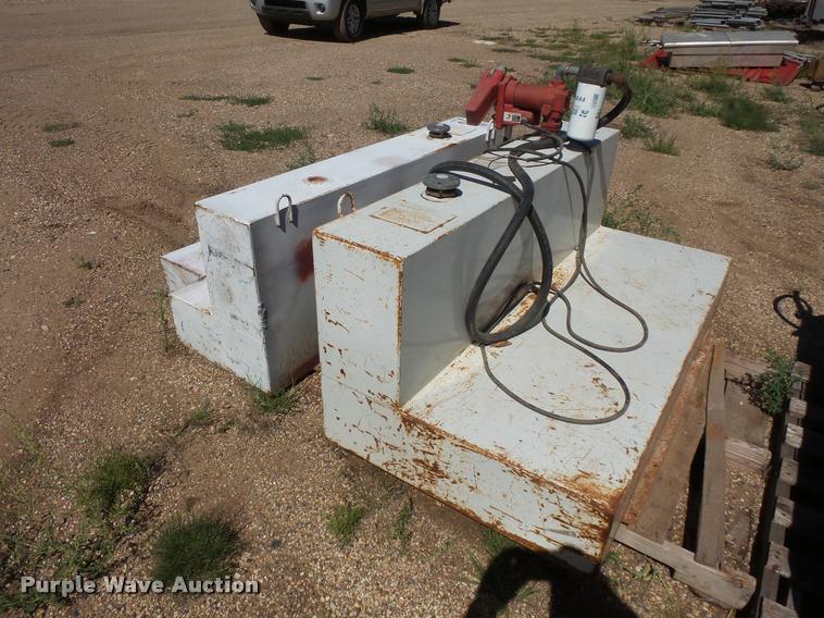 image for item DB8217 (2) Delta 480,000 fuel tanks