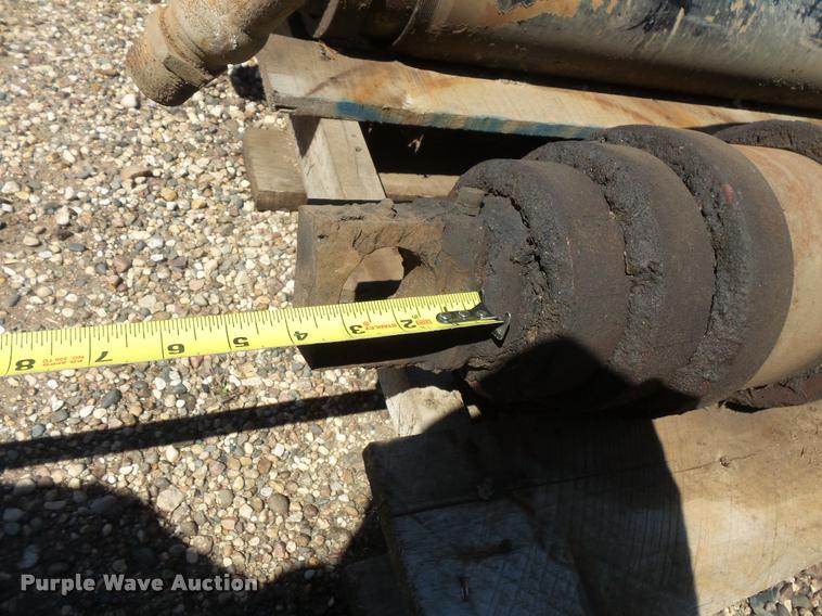 image for item DB8222 (2) hydraulic cylinders