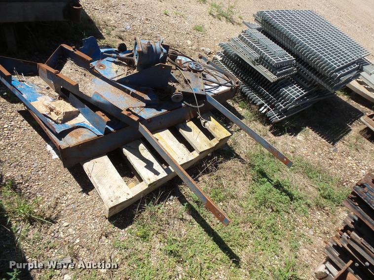 image for item DB8224 Mower deck