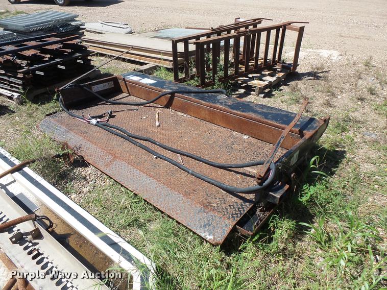 image for item DB8227 Tommy Lift end gate lift