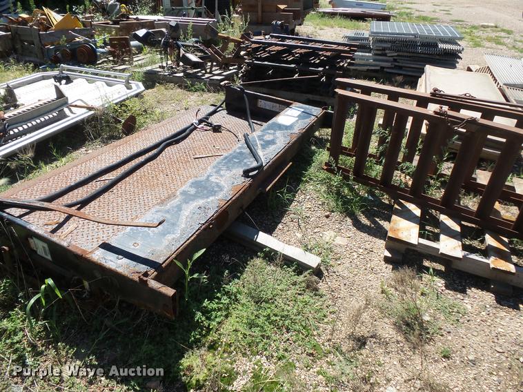 image for item DB8227 Tommy Lift end gate lift