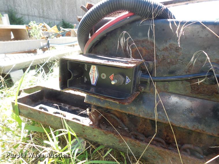 image for item DB8227 Tommy Lift end gate lift