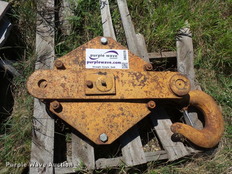 image for item DB8229 15" sheave block