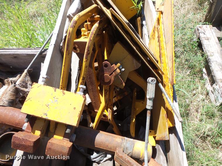 image for item DB8230 John Deere 550 pedal to lever conversion kit